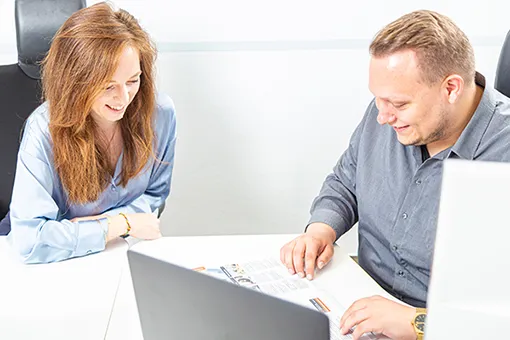 Am Online Marketing im Bereich Consulting, Website Performance Test arbeitet das Team von Kundenwachstum bestehend aus Annika und Patrick.