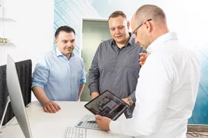 Am Online Marketing im Bereich Service, Visibility Guard arbeitet das Team von Kundenwachstum bestehend aus Christian, Dusko und Patrick.