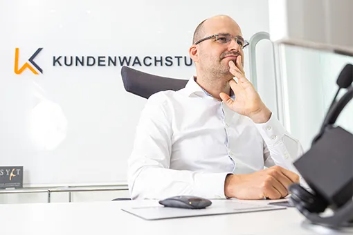 Bei der KUNDENWACHSTUM.de GmbH im Bereich Zoom Anleitung arbeitet das Team von Kundenwachstum bestehend aus Christian.